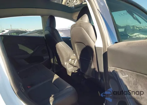 2023 Tesla Model Y Awd/Long Range Dual Motor All-Wheel Drive из США, поврежденный, VIN 7SAYGDEE5PA066226